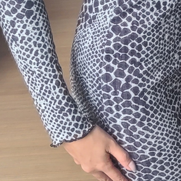 Dress size S - Picture 8 of 9